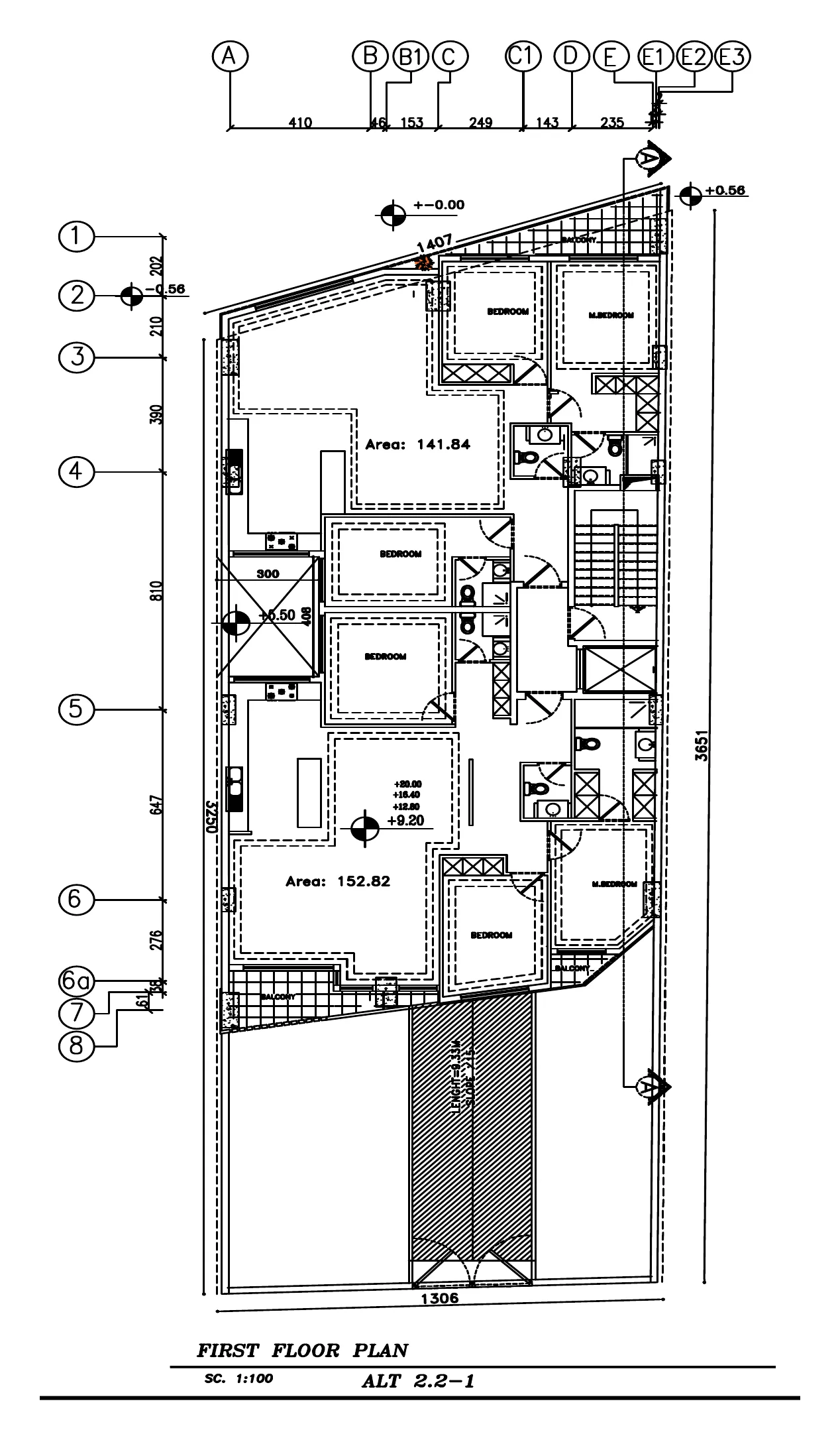 First-floor plan at 1:100 showing two units of 141.84 m² and 152.82 m² arranged around a central stair and lift core.